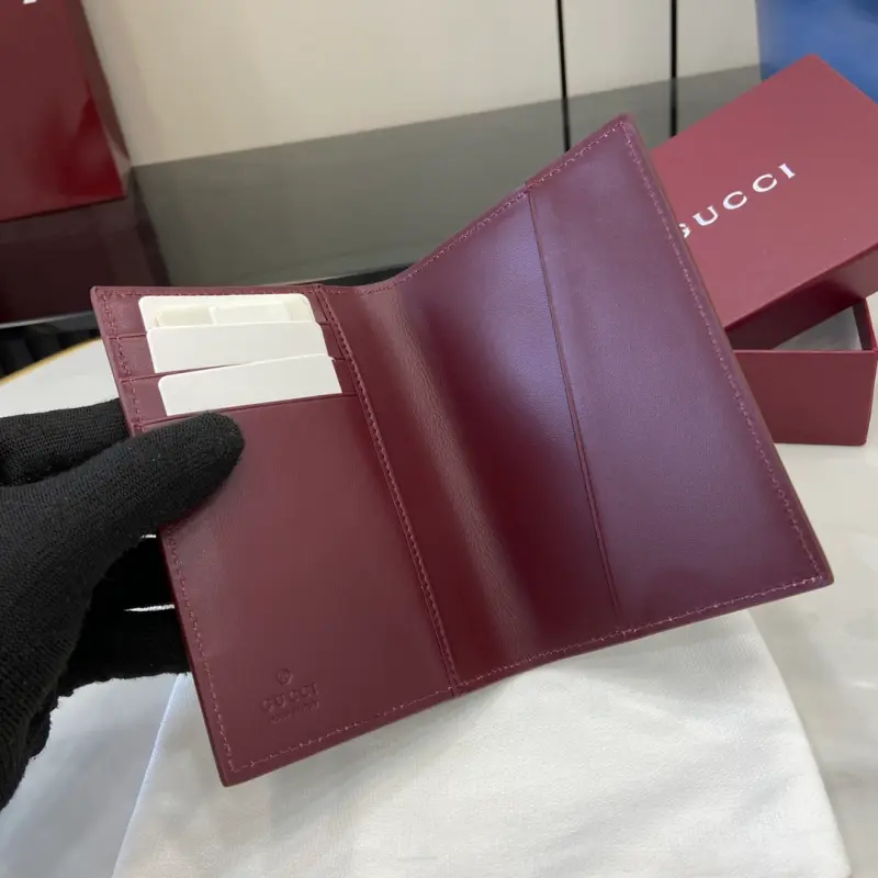 810072 CM 3 High-Quality Bags - Image 5