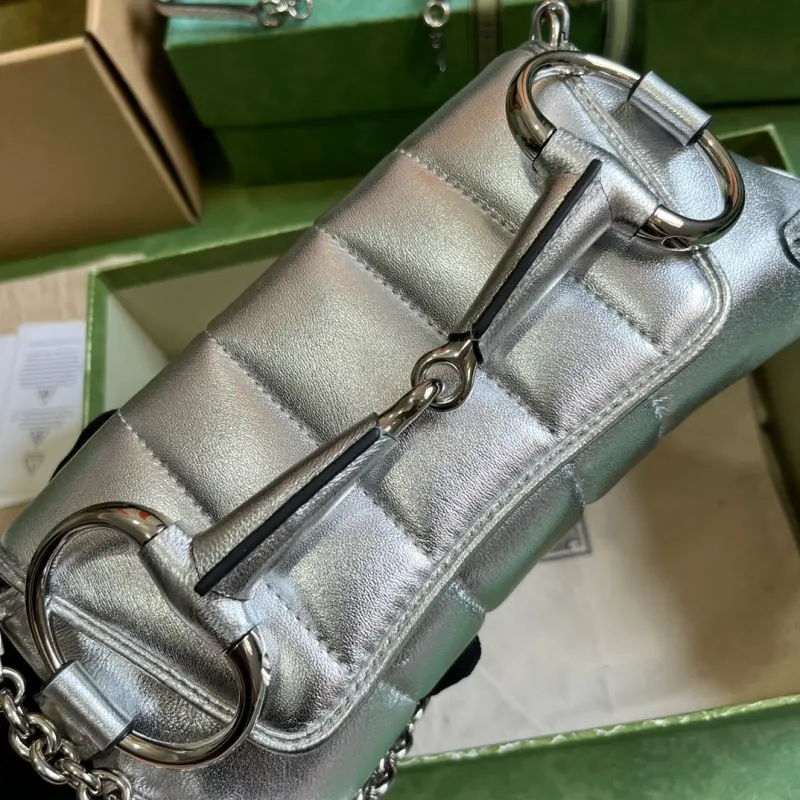 764339 CM 3 High-Quality Bags - Image 5