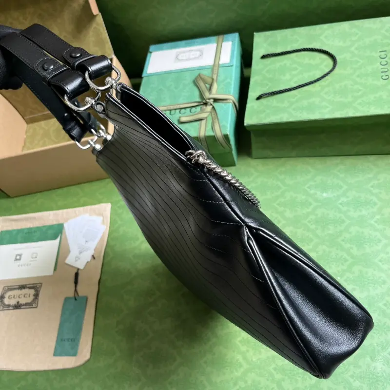 751516 CM 8 High-Quality Bags - Image 4