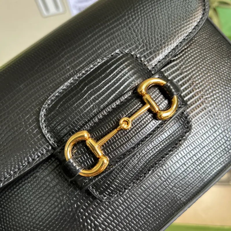 675801 CM 4 High-Quality Bags - Image 5