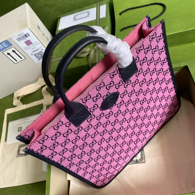 550763 CM 9 High-Quality Bags - Image 5