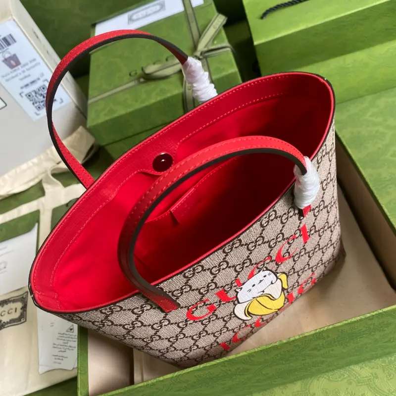 410812 CM 15 High-Quality Bags - Image 5