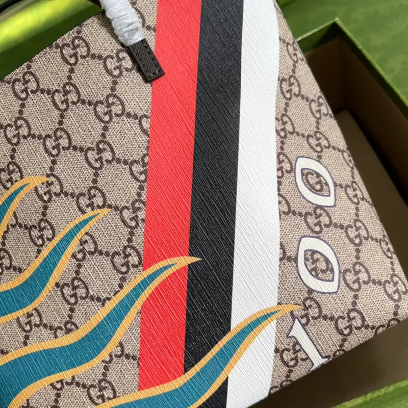 410812 CM 27 High-Quality Bags - Image 5