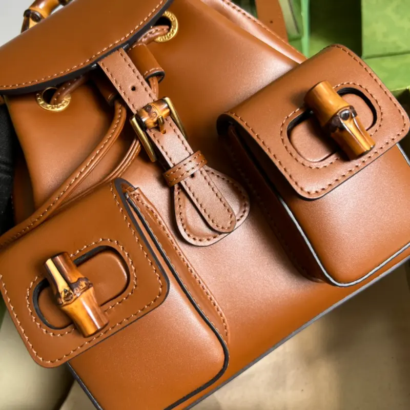 702101 CM 4 High-Quality Bags - Image 5