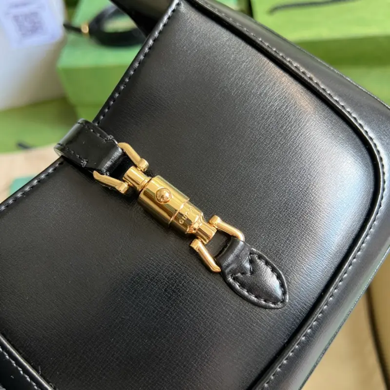 637091 CM 2 High-Quality Bags - Image 5