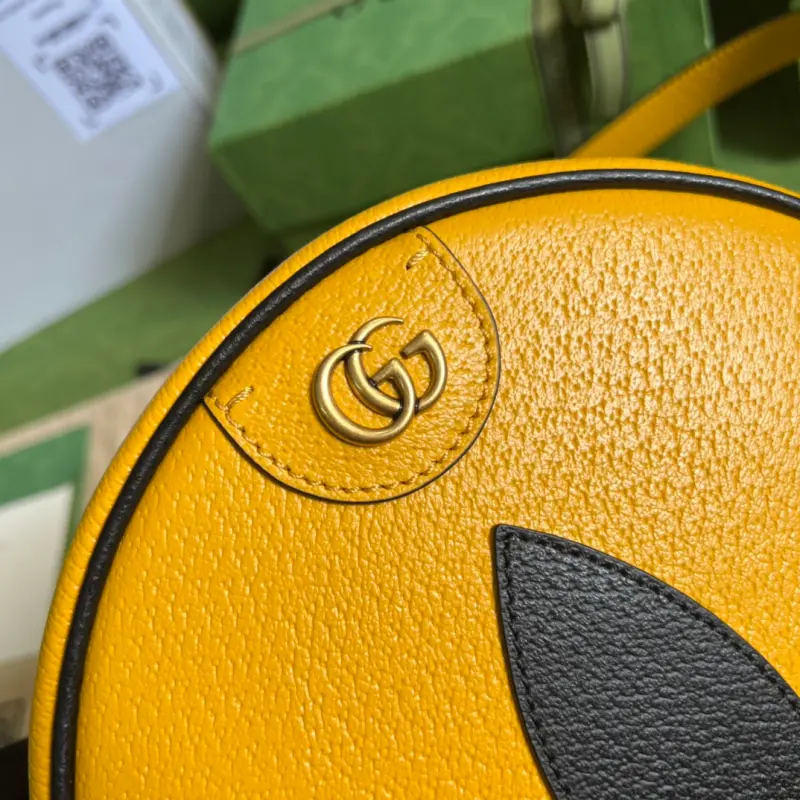 702626 CM 3 High-Quality Bags - Image 5