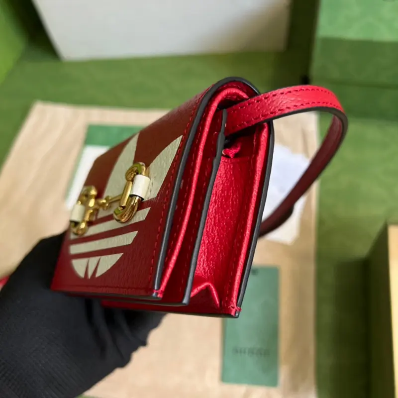 702248 CM 3 High-Quality Bags - Image 5