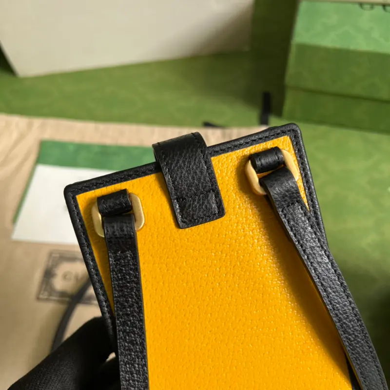 702203 CM 2 High-Quality Bags - Image 5