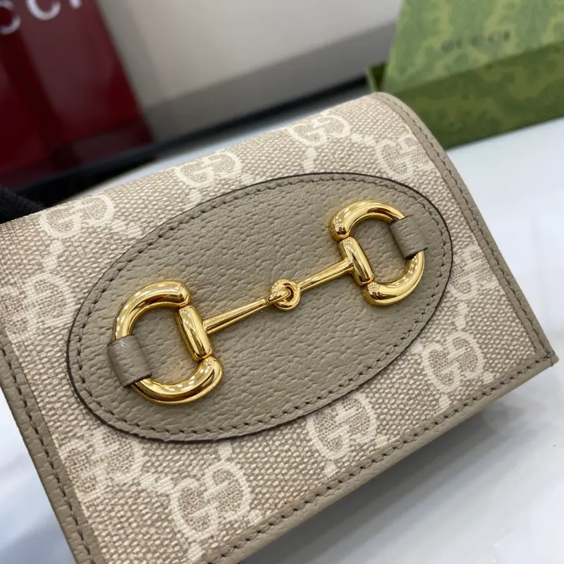 621887 CM 8 High-Quality Bags - Image 5