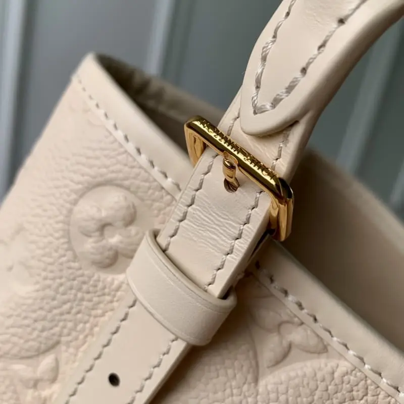 M11463 S1 31x21.5x13cm High Quality Bags - Image 5