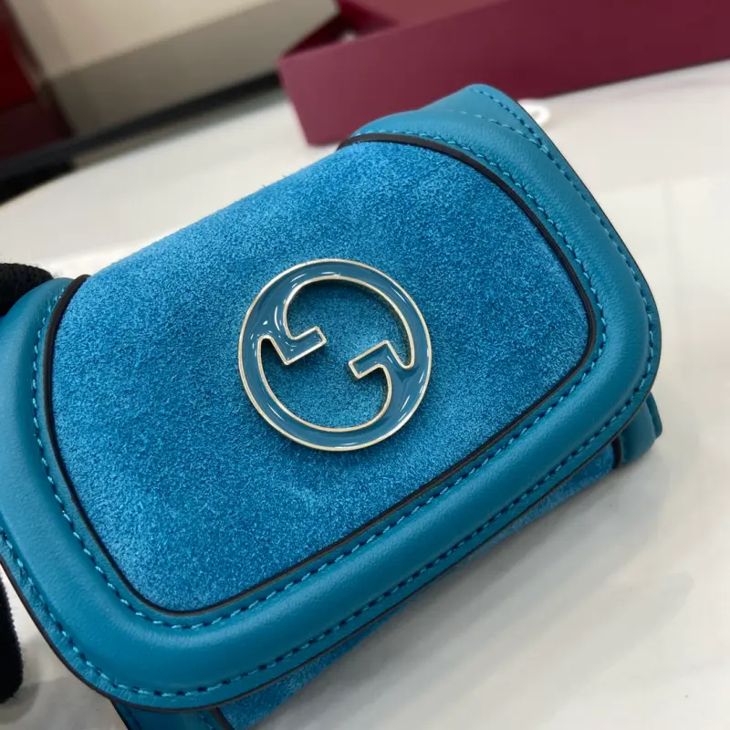 818795 CM 5 High-Quality Bags - Image 5