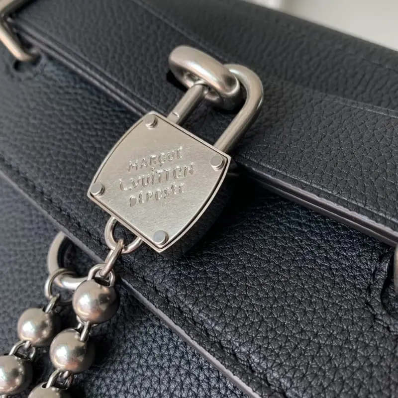 M11607 30x20x10cm High Quality Bags - Image 5