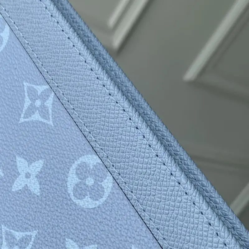 M14011 S1 26x20cm High Quality Bags - Image 5