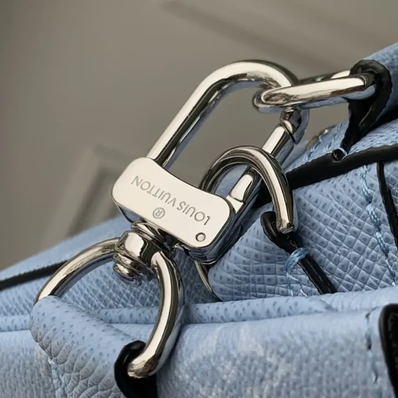 M14069 18.5x7x25cm High Quality Bags - Image 5