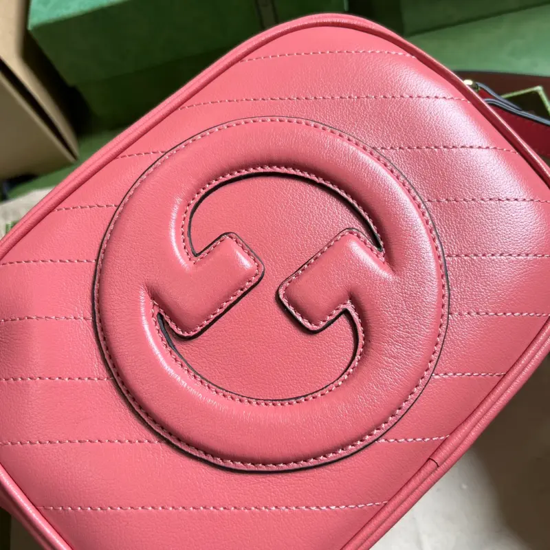 742360 CM 4 High-Quality Bags - Image 5