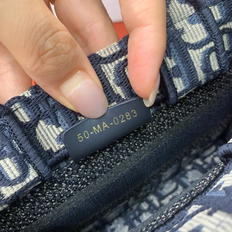 ML230 High Quality Bags - Image 9