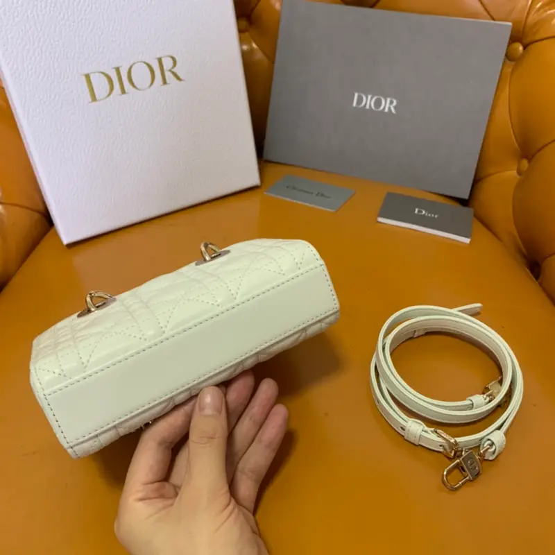 ML23 1 High Quality Bags - Image 5