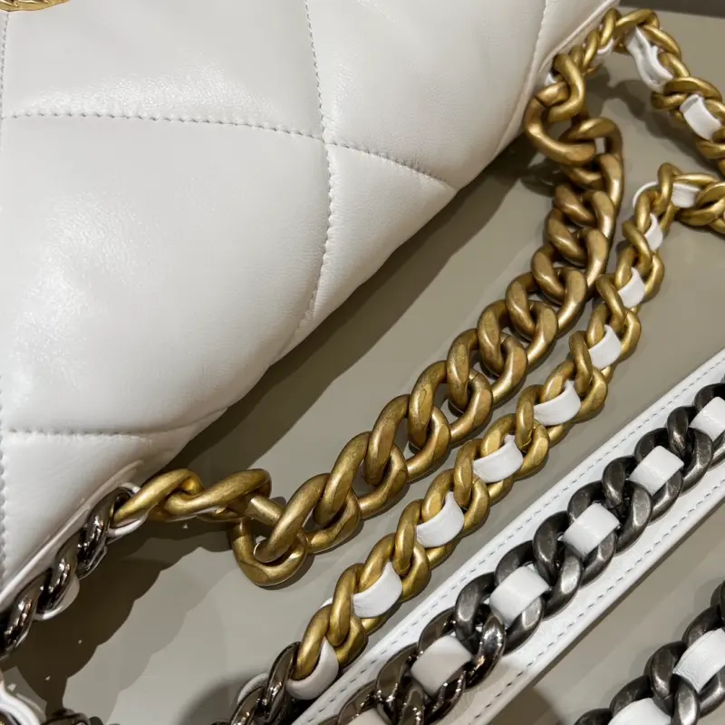 19BAG Medium 30cm CM 2 High Quality Bags - Image 5