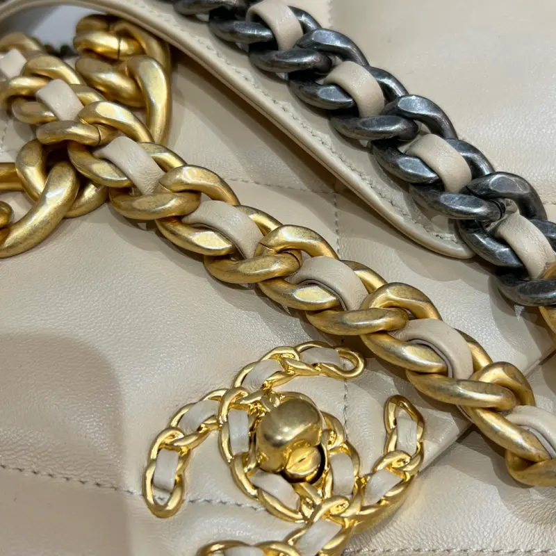 19BAG Medium 30cm CM 3 High Quality Bags - Image 5