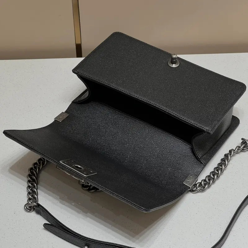 Leboy Medium 25cm Classic CM 1 High Quality Bags - Image 5