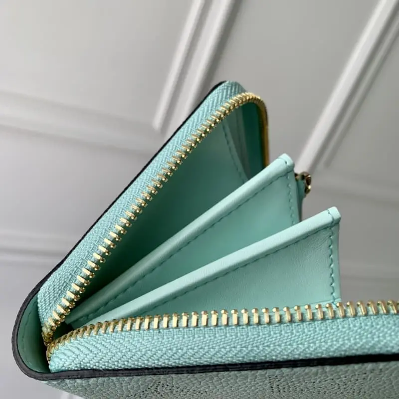 M61867 Lake Blue HH149 19.5*10.5*2.5cm High Quality Bags - Image 5