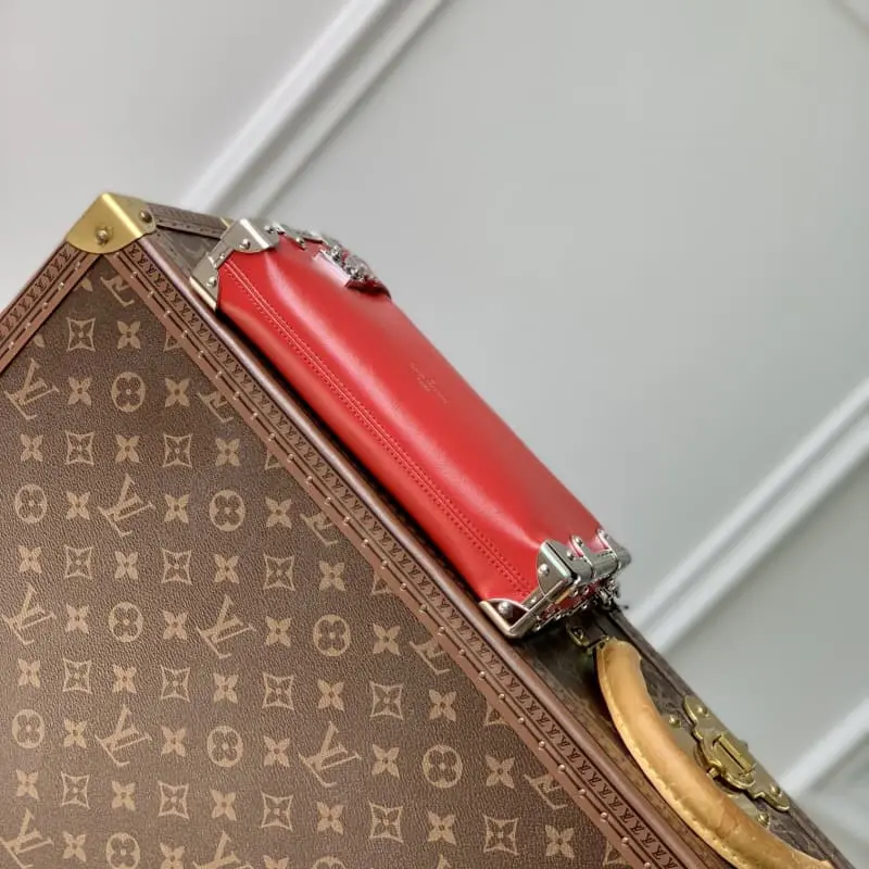 M25445 Red 23x12x4cm High Quality Bags - Image 4