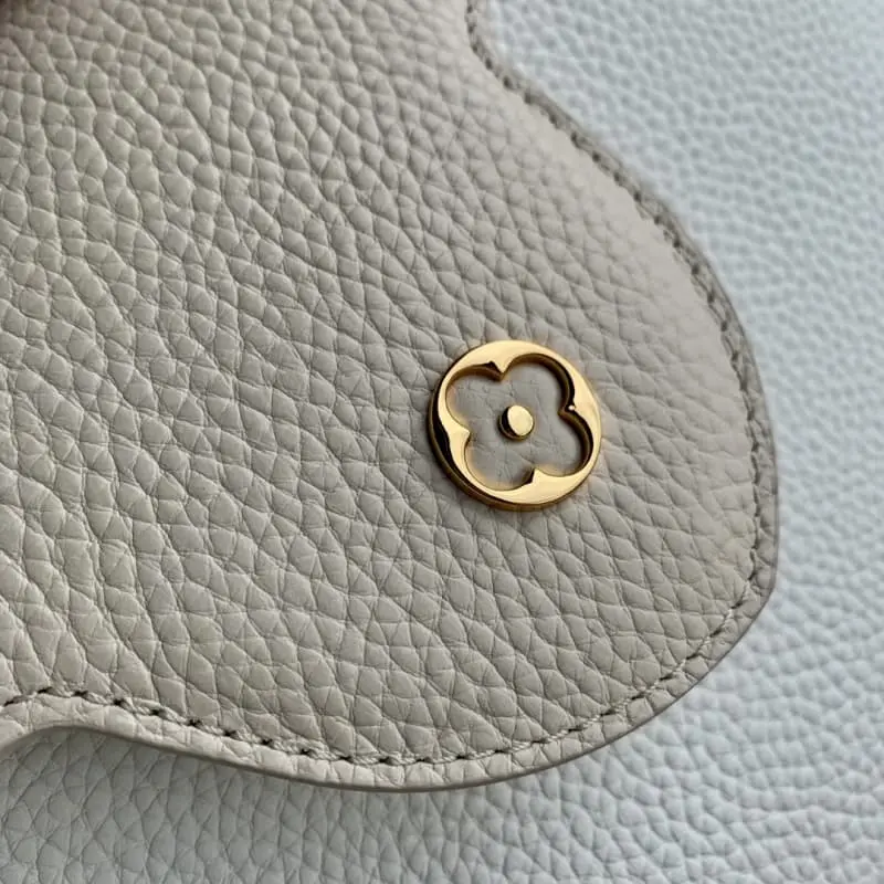 M20708 White with powder 27x18x9cm High Quality Bags - Image 6