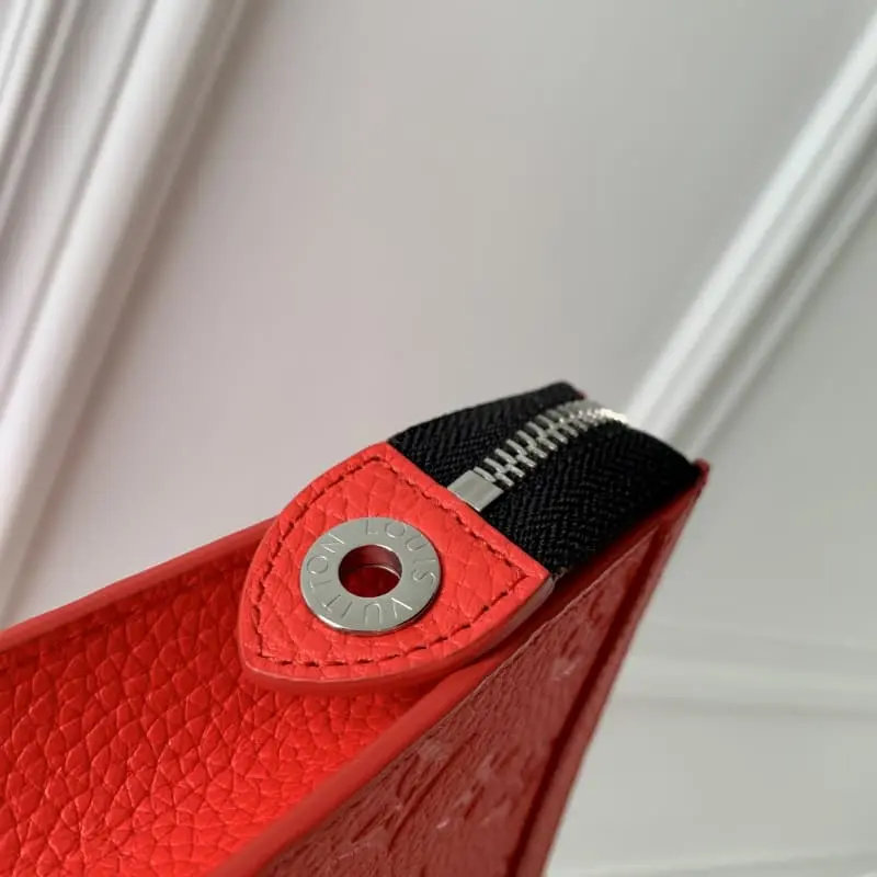 M61692 S7 27x21x6cm High Quality Bags - Image 5