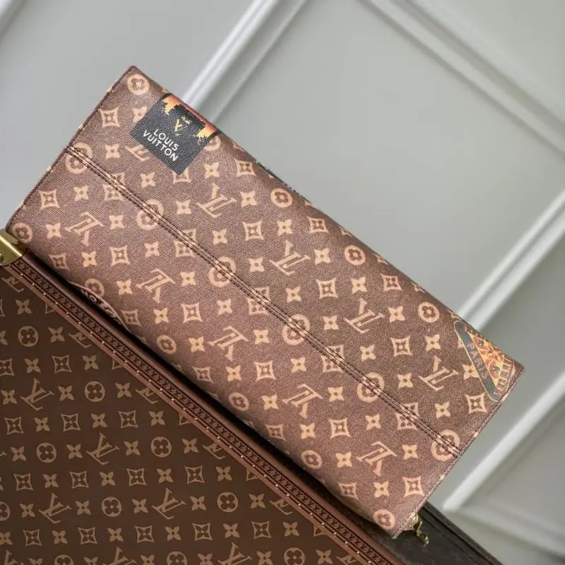 M46839 18x15x8.5cm High Quality Bags - Image 4