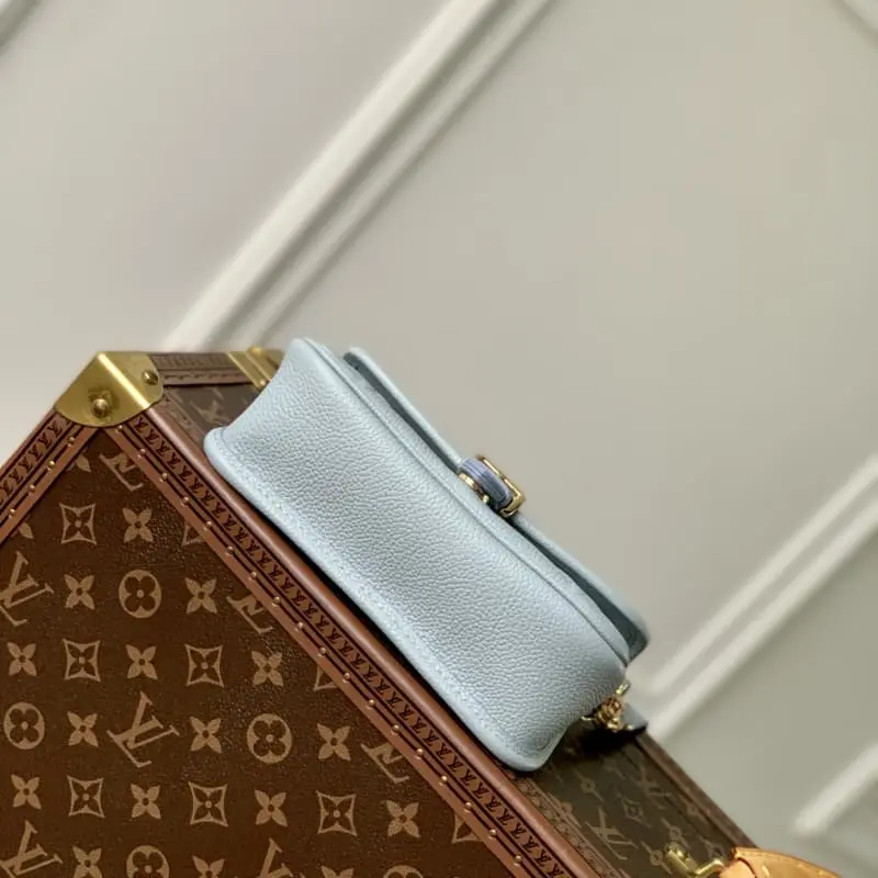 M83529 Blue 19x10.5x6cm High Quality Bags - Image 4