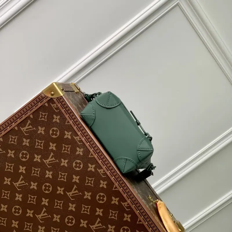 M83052 15x18x7cm High Quality Bags - Image 4