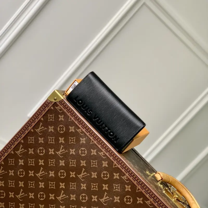 M83331 10x19x2cm High Quality Bags - Image 3