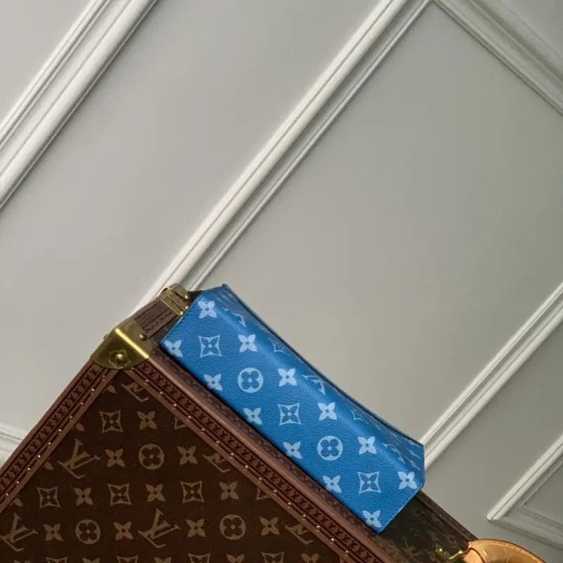 M81124 Blue Flower 18.5x11x6.5cm High Quality Bags - Image 4