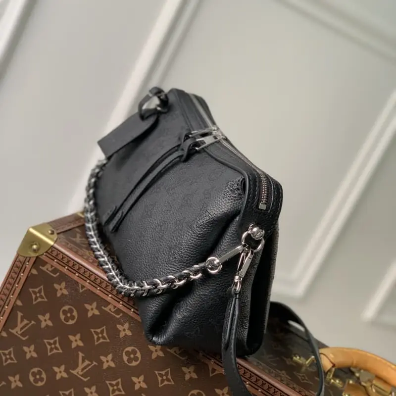 M24255 29x18x13cm High Quality Bags - Image 4