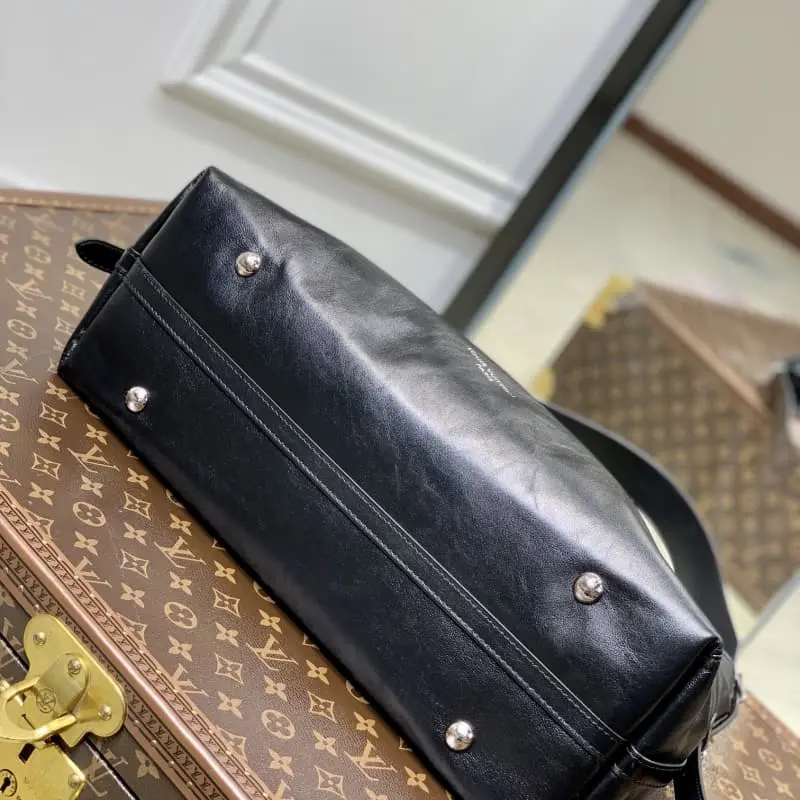 M25143 39x30x15cm High Quality Bags - Image 4