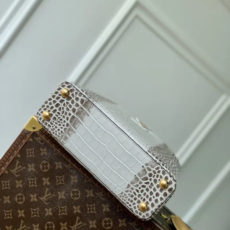 M48865 27x18x9cm High Quality Bags - Image 4