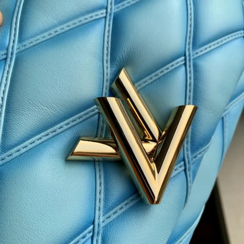 M22891 S1 23x16x10cm High Quality Bags - Image 4