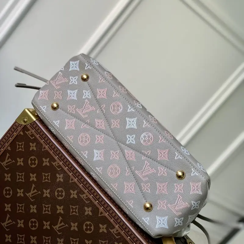 M23395 32x23x13cm High Quality Bags - Image 4