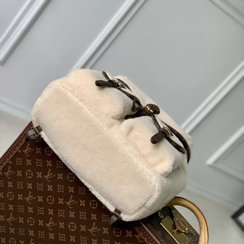 M23384 31x31x17cm High Quality Bags - Image 4