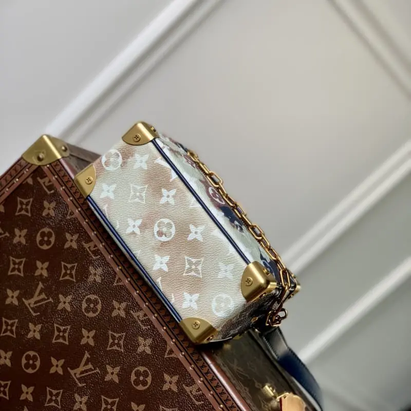 M23731 18.5x13x8cm High Quality Bags - Image 4