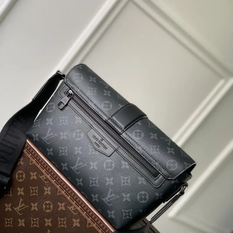 M46794 28x16x10cm High Quality Bags - Image 3