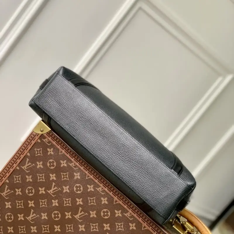 M13269 21x6x16cm High Quality Bags - Image 4