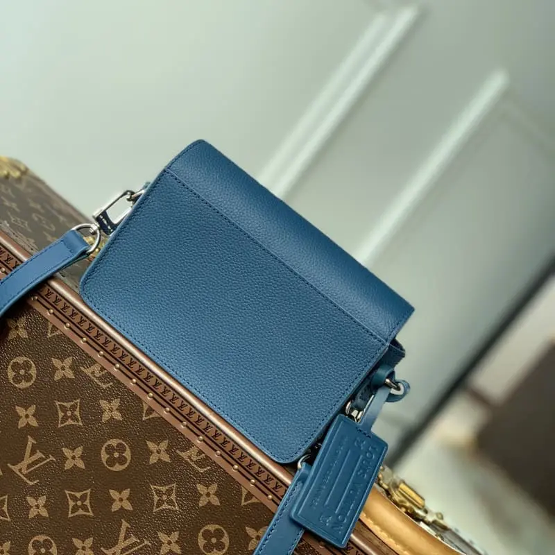 M82804 S2 17.3x12x7cm High Quality Bags - Image 3