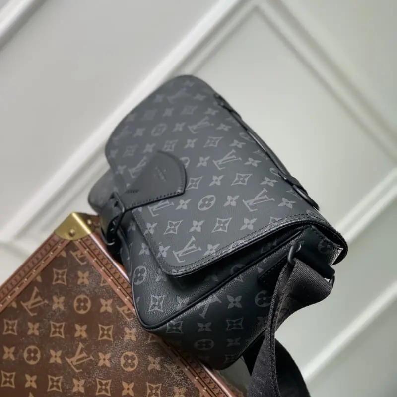 M46685 Black Flower 34x19x11cm High Quality Bags - Image 4