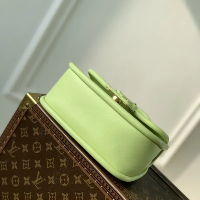 M22721 S3 21x15x8cm High Quality Bags - Image 4