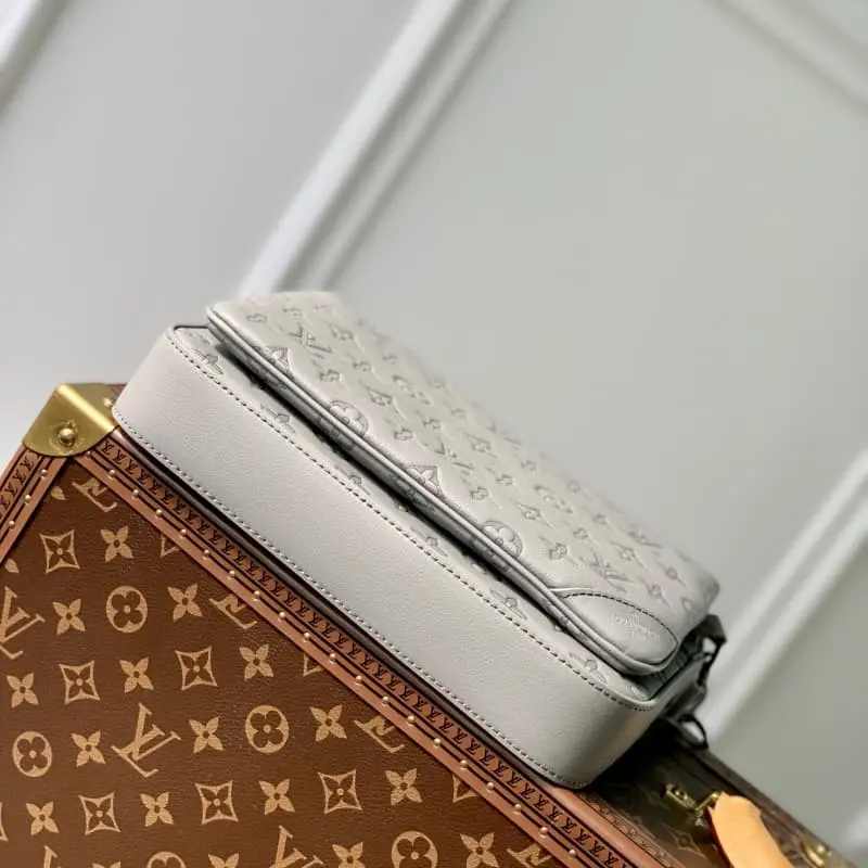 M46603 Grey 25x18.5x7cm High Quality Bags - Image 4