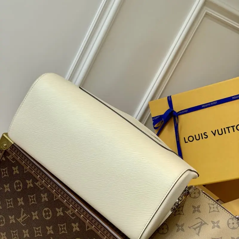 M59953 S2 30x21x13cm High Quality Bags - Image 4