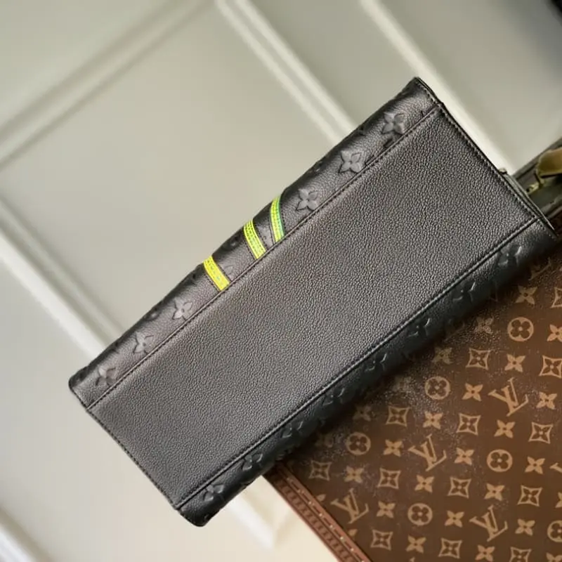 M46416 Black Flowers 35x27x14cm High Quality Bags - Image 4