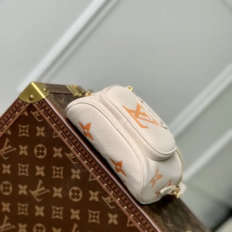 M82208 Beige Silk Screen 17x12x9.5cm High Quality Bags - Image 4