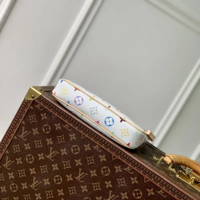 M13404 13x4x22cm High Quality Bags - Image 4